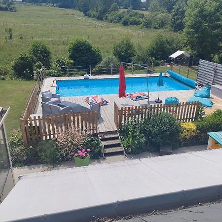 Le Domaine D Estelle Danestal Bagian luar foto